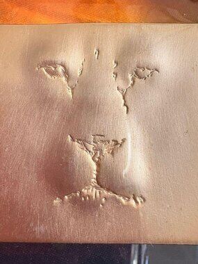 VINTAGE JJ JONETTE Modernist Lion Face Brooch - Gold Tone